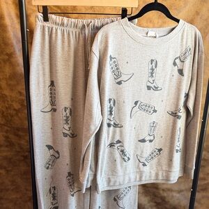 Grey Cowboy Boot Print Lounge Set